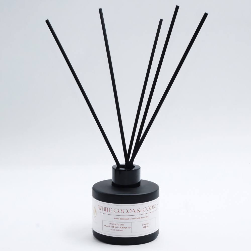 Difuzor - Parfum de cameră – „White Cocoa and Cookies” | Colecția Aphrodisia Candles, cu aromă de biscuiți caramelizați, lămâie, ghimbir, scorțișoară, vanilie și zahăr pudră