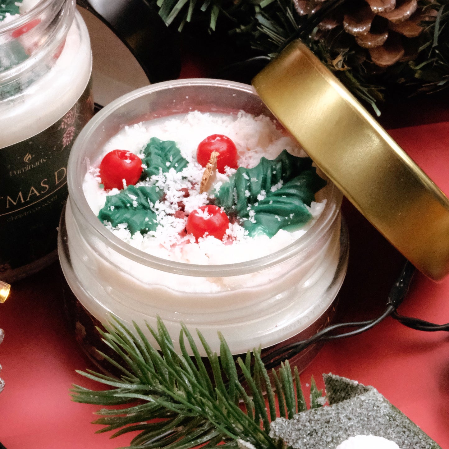 Lumânare parfumată din ceară de soia, turnată manual – „Christmas Dream” | Ediție de Crăciun, cu aromă de condimente de Crăciun