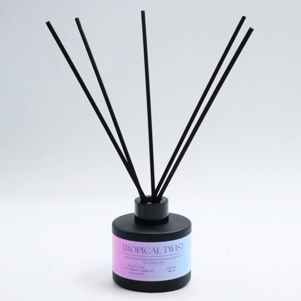 Difuzor - Parfum de cameră – „Tropical Twist” | Colecția Aphrodisia Candles, cu aromă de ananas, piersică, fructul pasiunii, fructe exotice, grapefruit