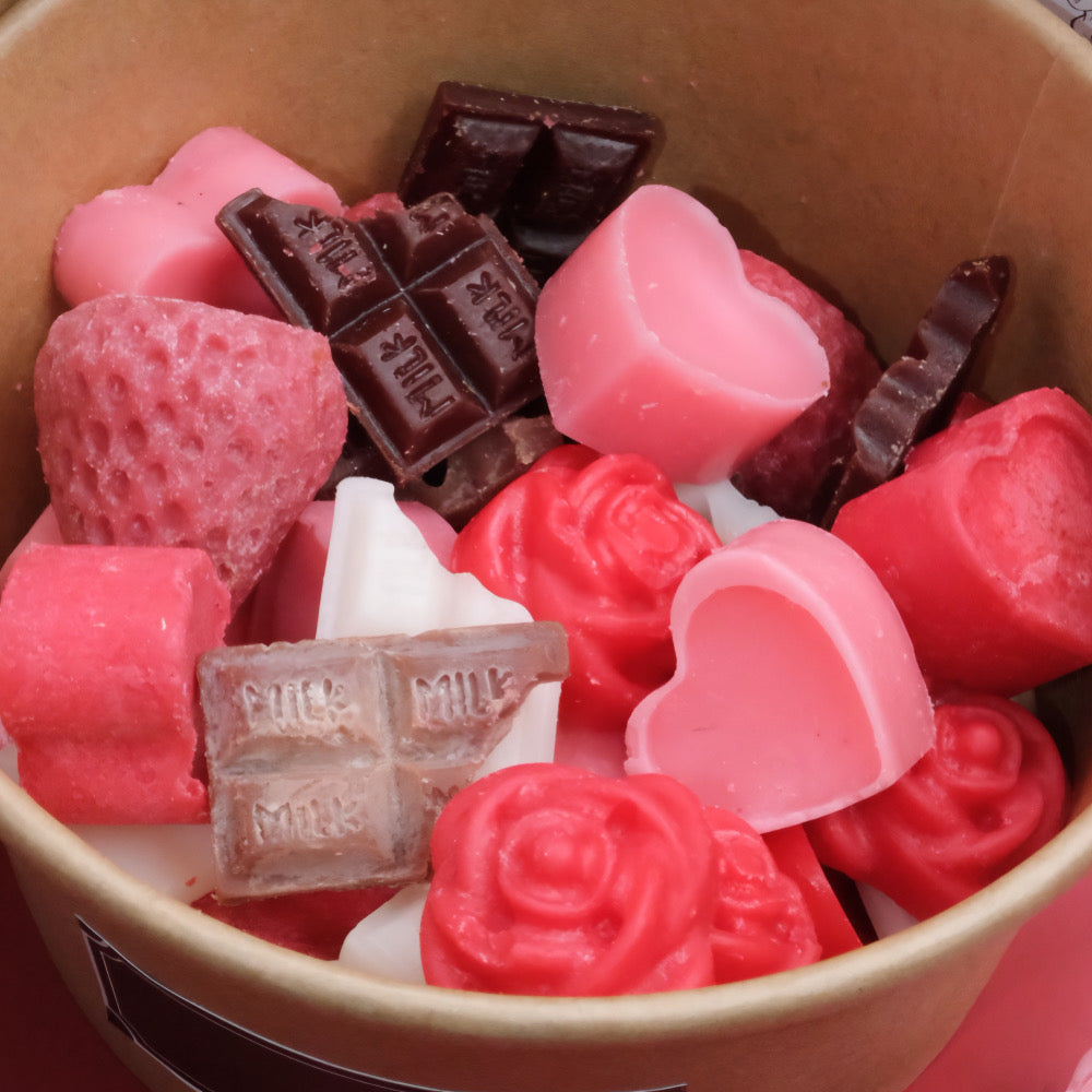 Ceara parfumata din soia, Handmade, Velvet Evening | Wax Melts, Ediția de Ziua Îndrăgostiților