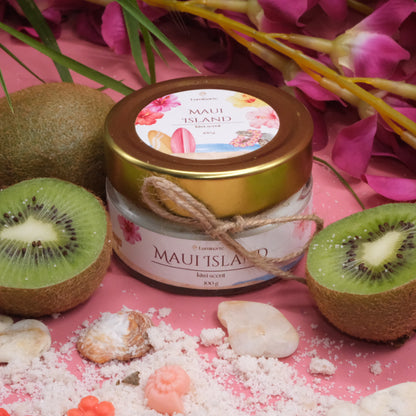Lumânare parfumată din ceară de soia, turnată manual – „ Maui Island ” | Ediția de vară, cu aromă de kiwi