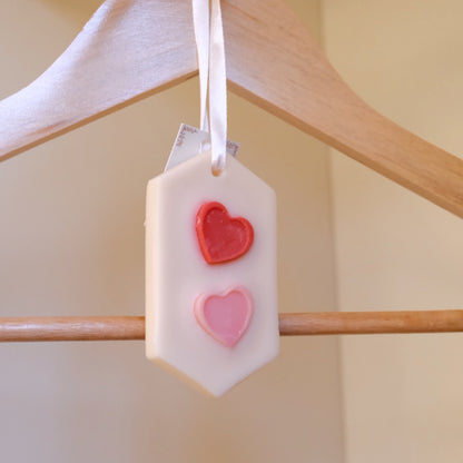 Tableta de ceară parfumată, turnată manual din ceară de soia – Odorizant de cameră „Be my Valentine” | Aromă de black cherry | Ediție de Valentine's Day
