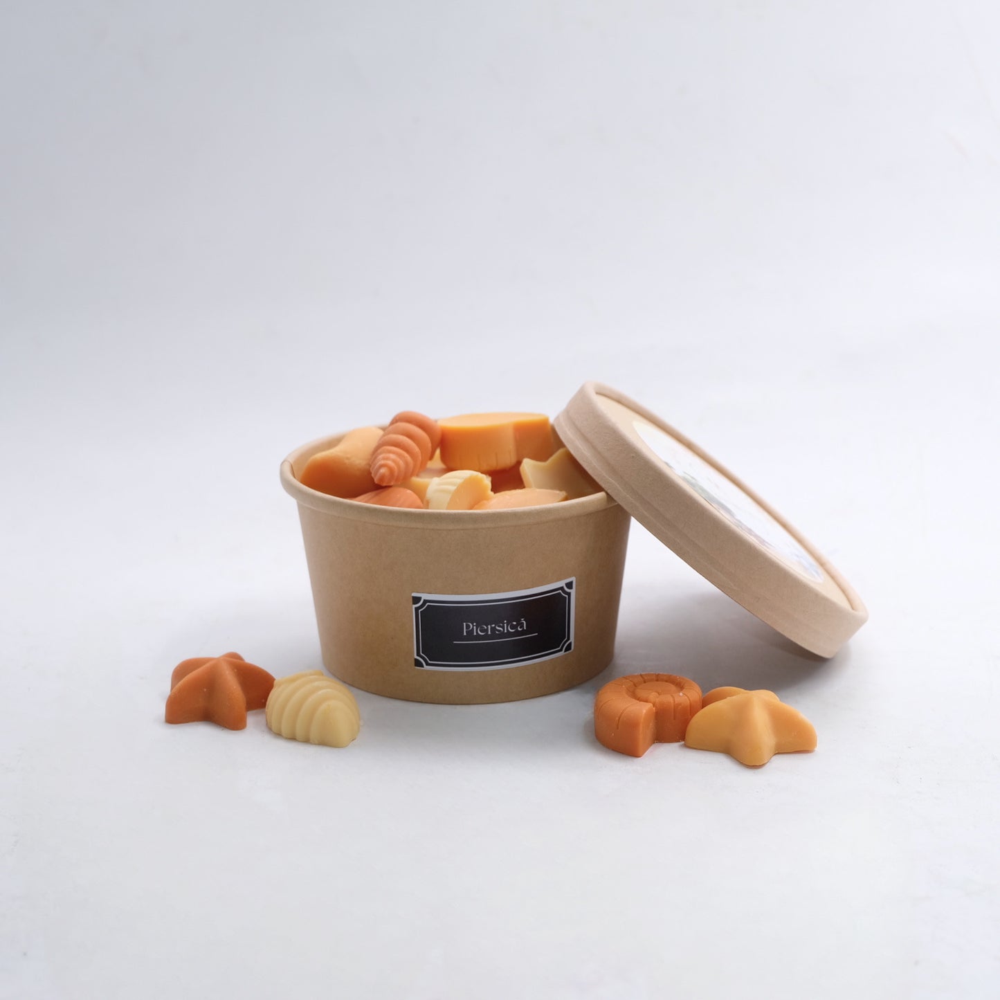Ceară parfumată din soia, handmade, Wax Melts | Mallorca Island – Ediția de Vară, cu aromă dulce și fructată de piersică, inspirată de zilele însorite și momentele relaxante de vacanță