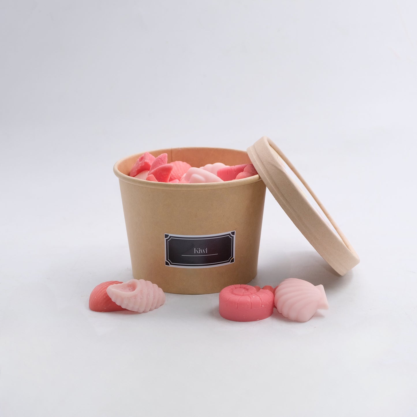Ceară parfumată din soia, handmade, Wax Melts | Maui Island – Ediția de Vară, cu aromă exotică de kiwi, inspirată de frumusețea spectaculoasă a uneia dintre cele mai frumoase insule din Hawaii