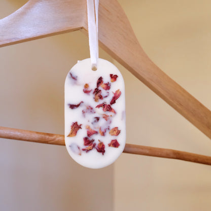 Tableta de ceară parfumată, turnată manual din ceară de soia – Odorizant de cameră „Love” | Aromă de trandafiri | Ediție de Valentine's Day