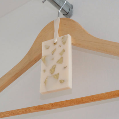 Tableta de ceară parfumată, turnată manual din ceară de soia – Odorizant de cameră „Sauvage”