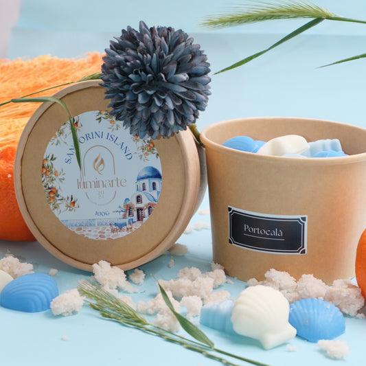 Ceară parfumată din soia, handmade, Wax Melts | Santorini Island – Ediția de Vară, cu aromă proaspătă și fructată de portocală, inspirată de frumusețea spectaculoasă a uneia dintre cele mai îndrăgite insule grecești
