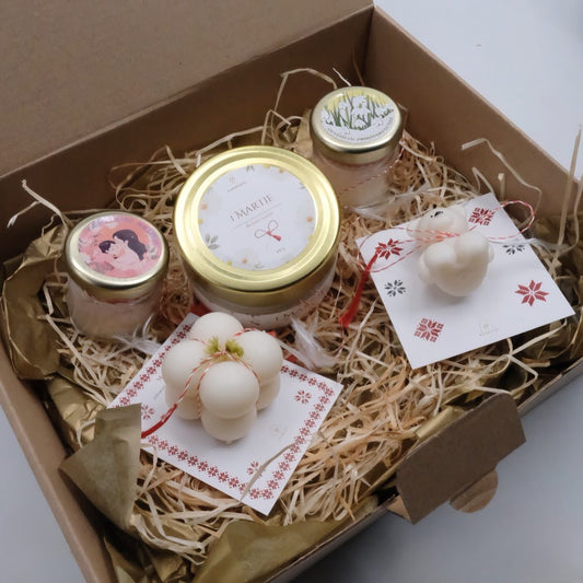 Cutie Cadou - Colecția de Martie 1