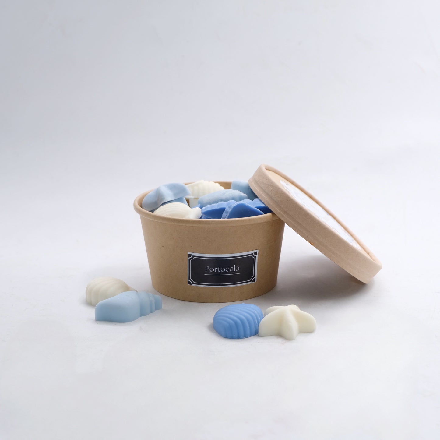 Ceară parfumată din soia, handmade, Wax Melts | Santorini Island – Ediția de Vară, cu aromă proaspătă și fructată de portocală, inspirată de frumusețea spectaculoasă a uneia dintre cele mai îndrăgite insule grecești